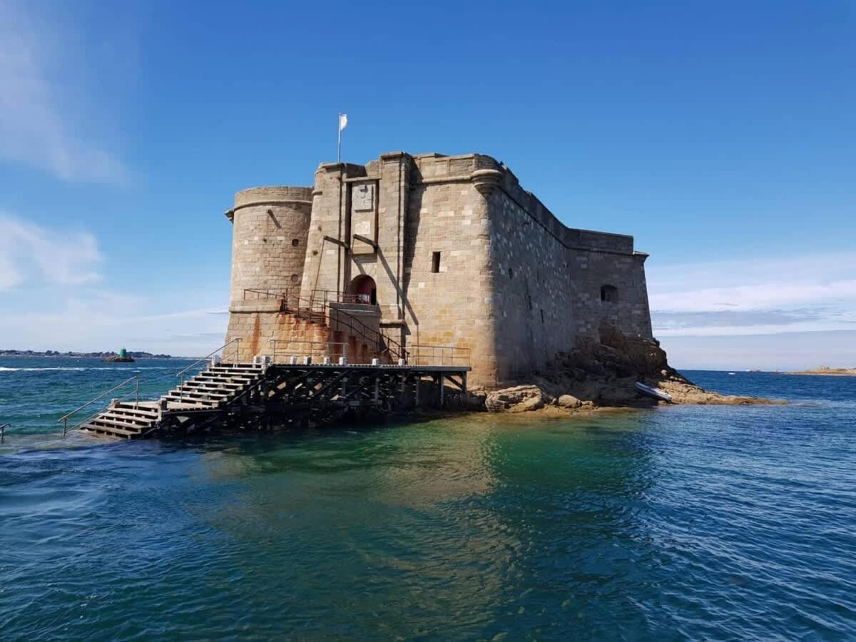 Kermartin - Maison De Famille Avec Vue Sur La Baie De Morlaix Plouézocʼh Eksteriør bilde