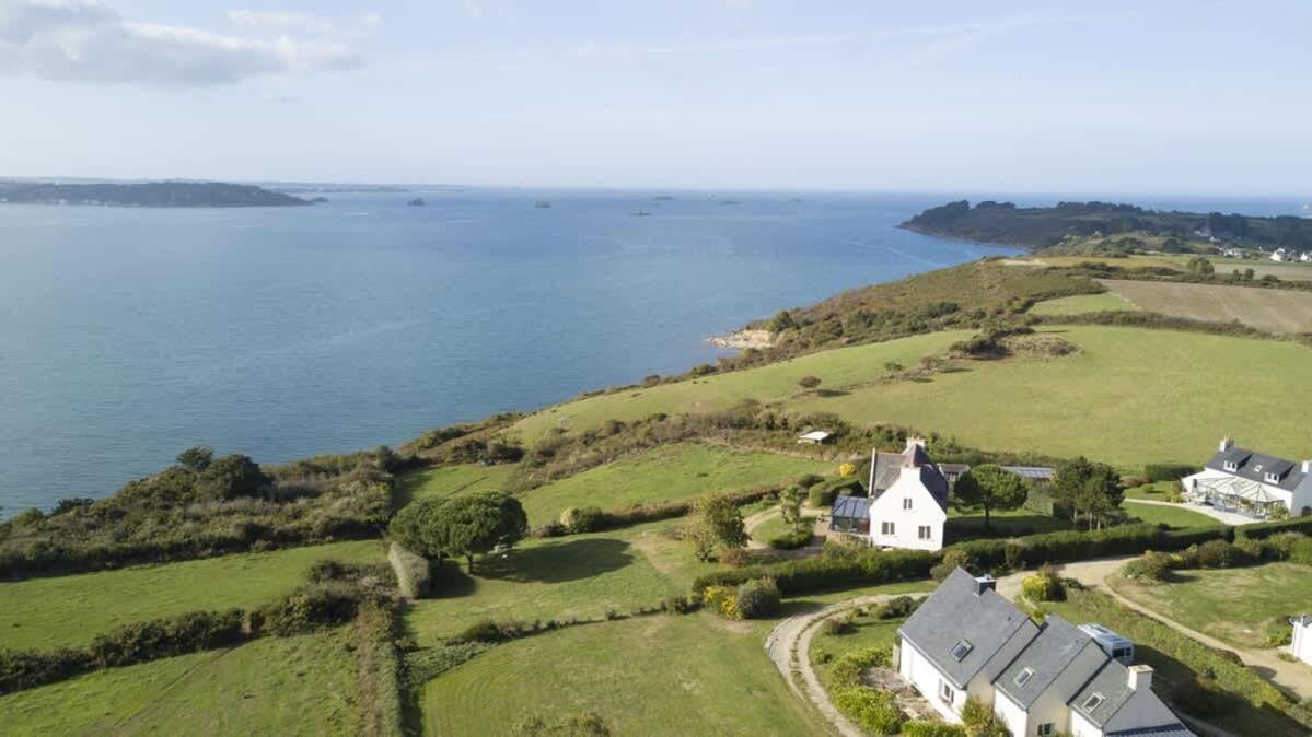 Kermartin - Maison De Famille Avec Vue Sur La Baie De Morlaix Plouézocʼh Eksteriør bilde