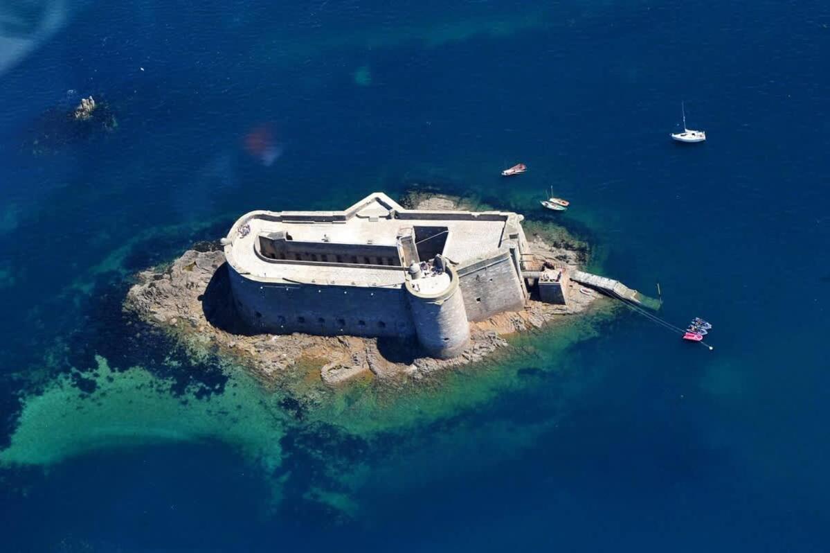 Kermartin - Maison De Famille Avec Vue Sur La Baie De Morlaix Plouézocʼh Eksteriør bilde