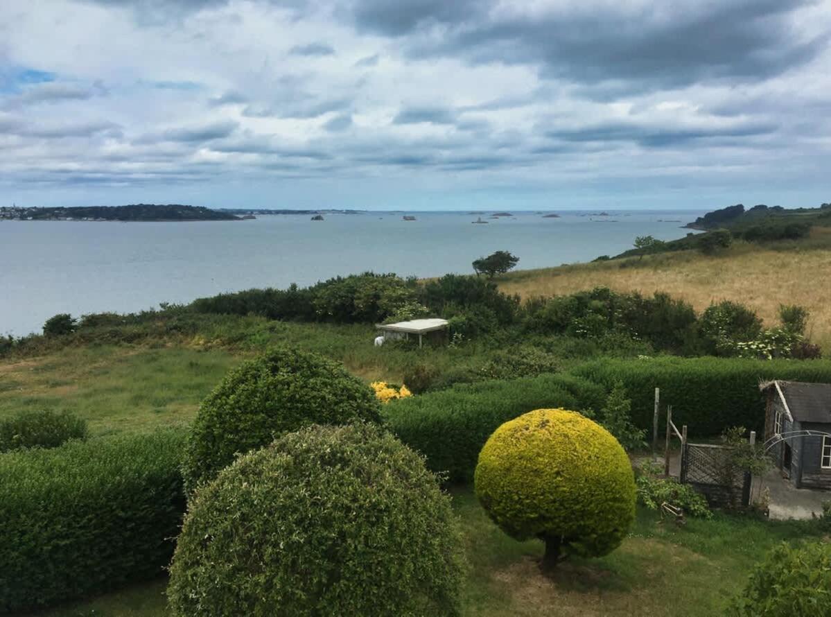 Kermartin - Maison De Famille Avec Vue Sur La Baie De Morlaix Plouézocʼh Eksteriør bilde
